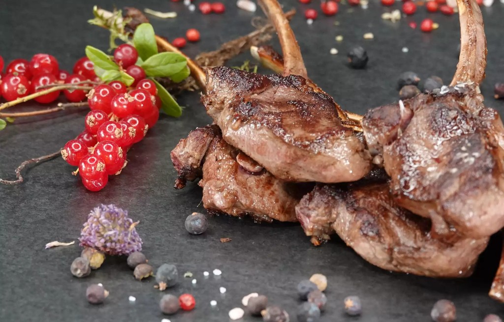 Reindeer meat chops